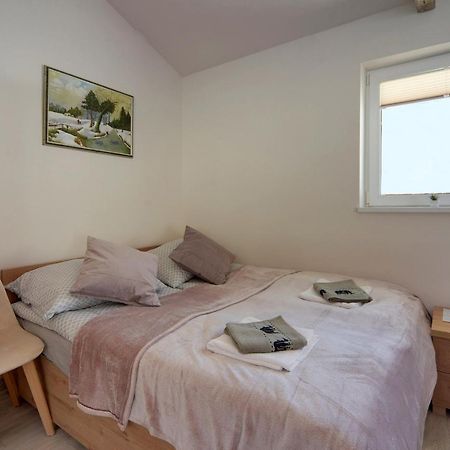 Apartament Sniezna Polana - 2-Pietrowy Apartament Idealny Dla Duzej Rodziny! ชกลาร์สกา ปอเรมบา ภายนอก รูปภาพ