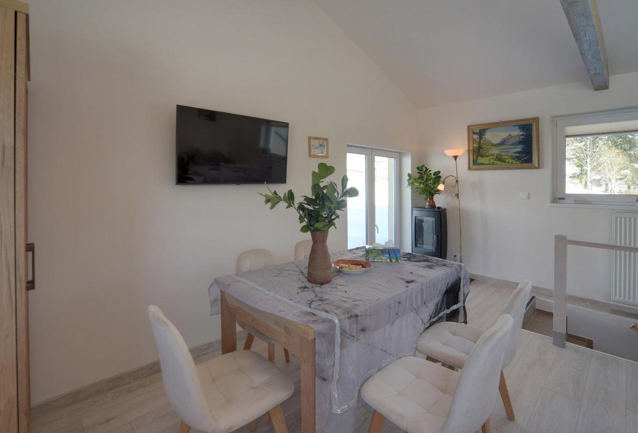 Apartament Sniezna Polana - 2-Pietrowy Apartament Idealny Dla Duzej Rodziny! ชกลาร์สกา ปอเรมบา ภายนอก รูปภาพ