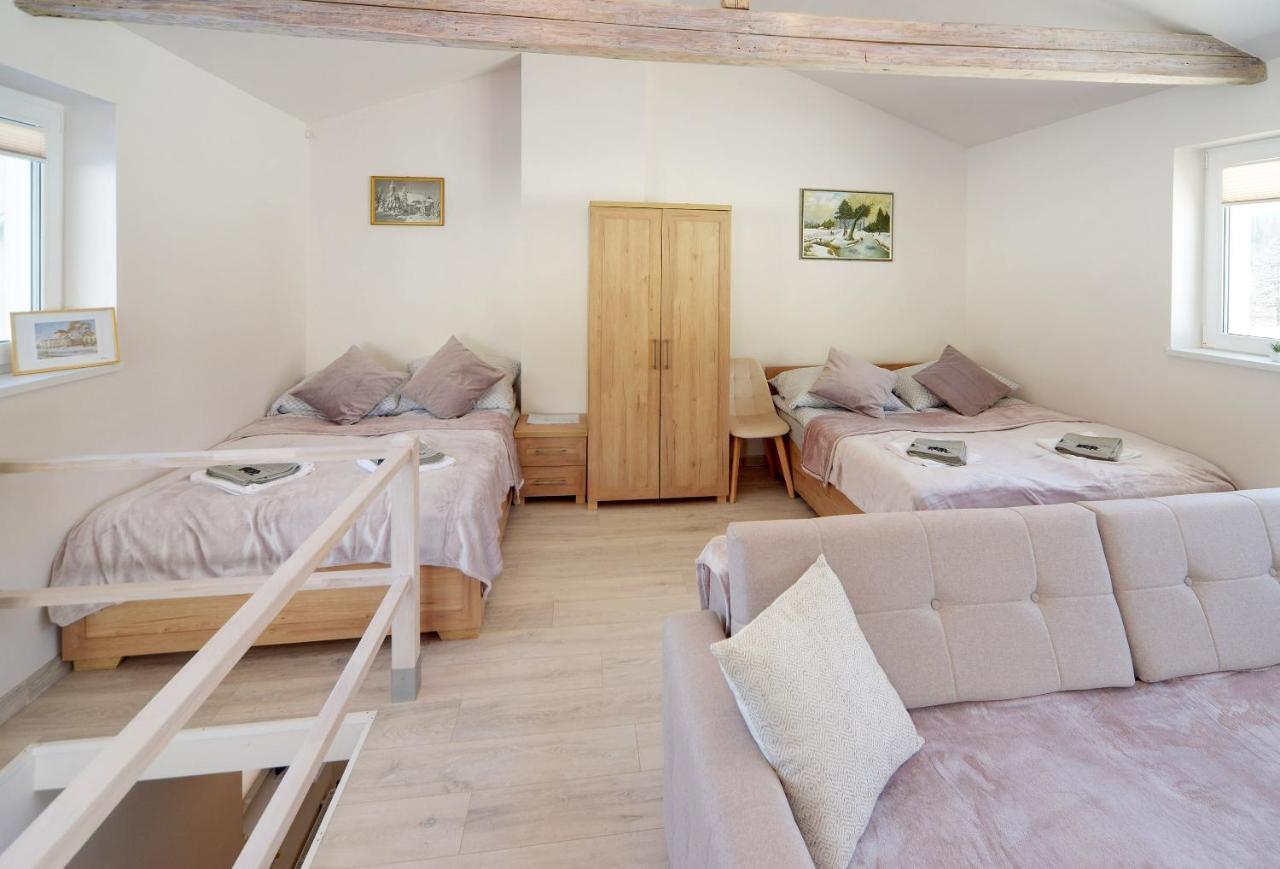 Apartament Sniezna Polana - 2-Pietrowy Apartament Idealny Dla Duzej Rodziny! ชกลาร์สกา ปอเรมบา ภายนอก รูปภาพ