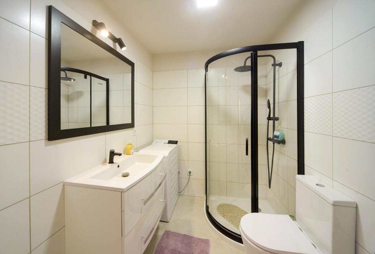 Apartament Sniezna Polana - 2-Pietrowy Apartament Idealny Dla Duzej Rodziny! ชกลาร์สกา ปอเรมบา ภายนอก รูปภาพ